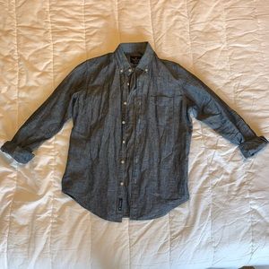 American Eagle Button Up
